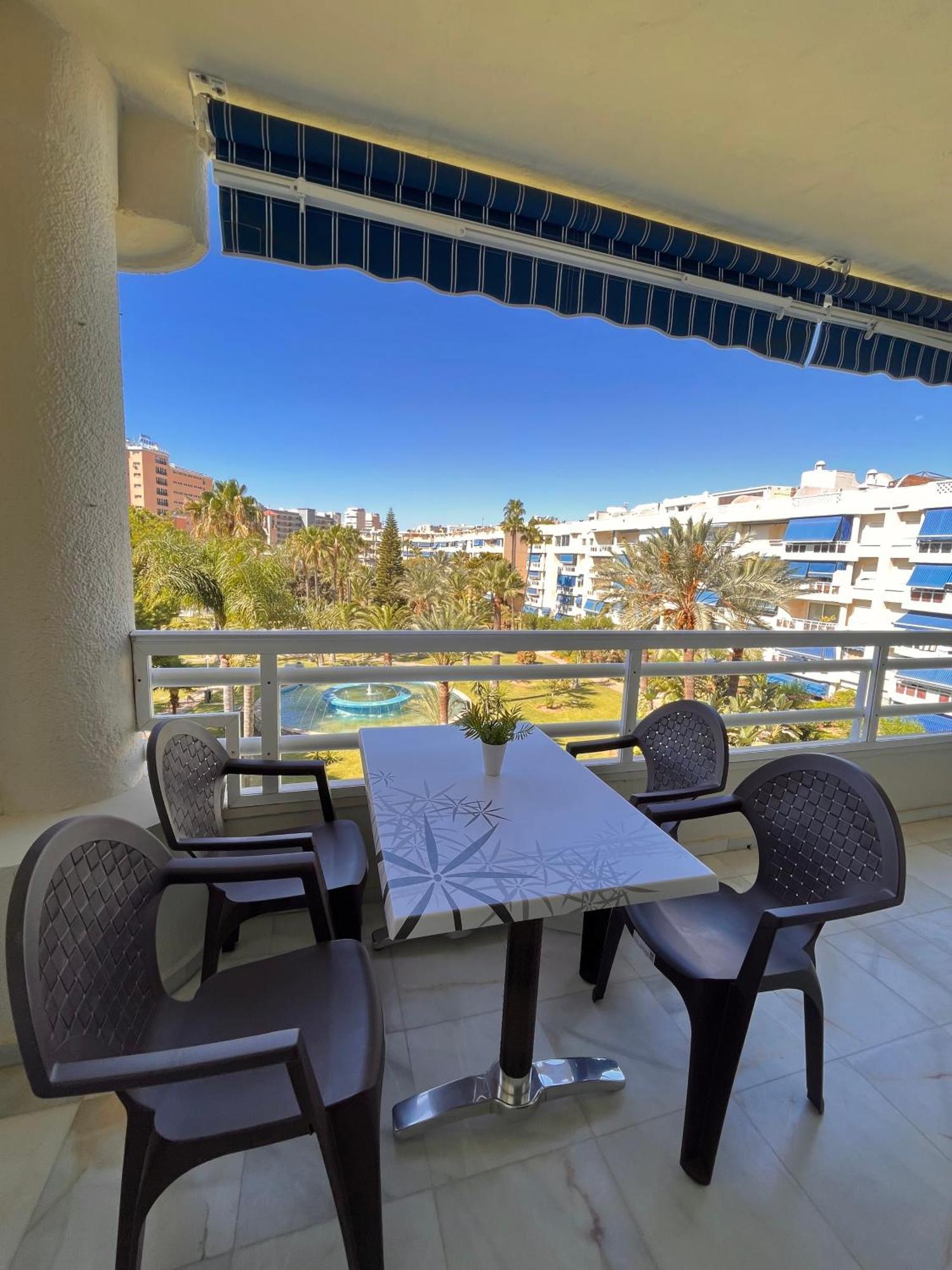 Costalago Beach Torremolinos Ngoại thất bức ảnh